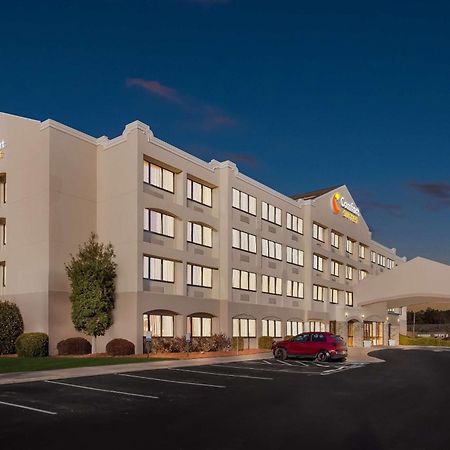 Comfort Suites Лъмбъртън Екстериор снимка